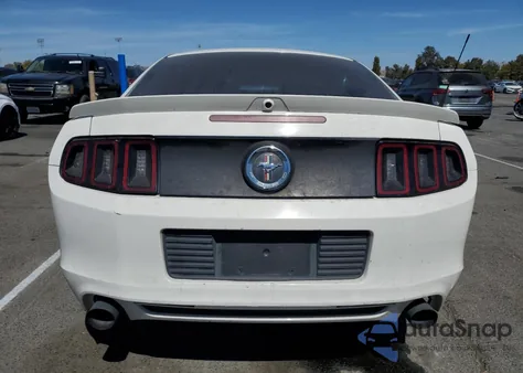 2013 Ford Mustang z USA, uszkodzony, nr VIN 1ZVBP8AM9D5273934